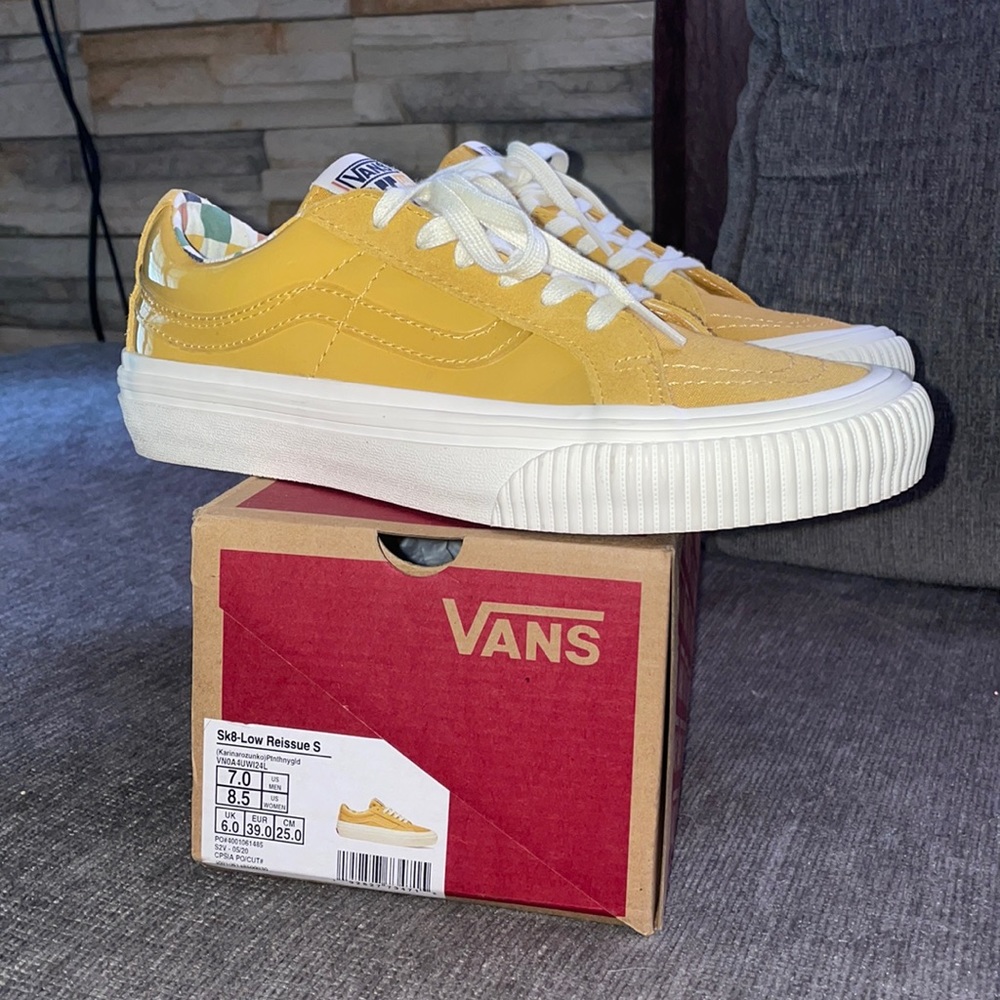 NWOT VANS Sk8 Low Reissue S, size 8.5